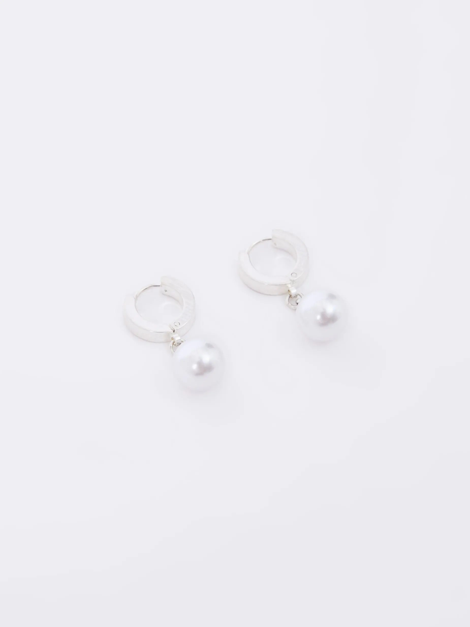 Women French Connection Jewellery|Jewellery-Drop Faux Pearl Huggie Hoop Earrings